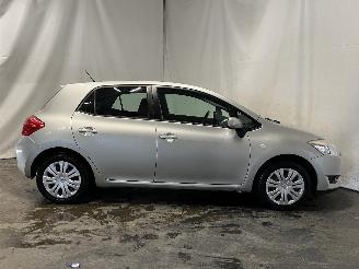 Toyota Auris Auris (E15) Hatchback 1.6 Dual VVT-i 16V (1ZRFE) [91kW]  (03-2007/09-2=
012) picture 8