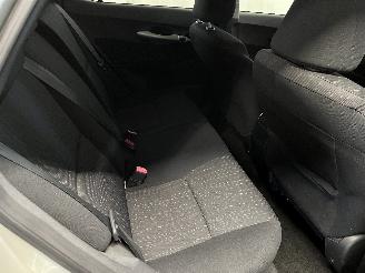 Toyota Auris Auris (E15) Hatchback 1.6 Dual VVT-i 16V (1ZRFE) [91kW]  (03-2007/09-2=
012) picture 19