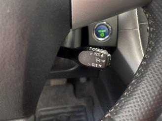 Toyota Auris Auris (E15) Hatchback 1.8 16V HSD Full Hybrid (2ZRFXE) [100kW]  (09-20=
10/09-2012) picture 28