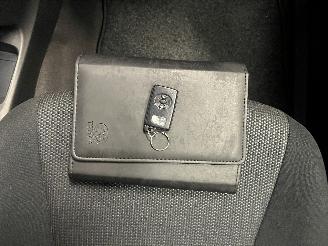 Toyota Auris Auris (E15) Hatchback 1.8 16V HSD Full Hybrid (2ZRFXE) [100kW]  (09-20=
10/09-2012) picture 30