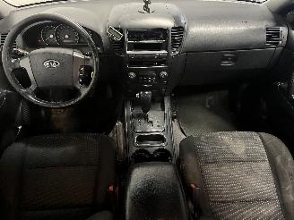 Kia Sorento Sorento I (JC) SUV 3.3 V6 24V (G6DB) [182kW]  (02-2007/10-2009) picture 16