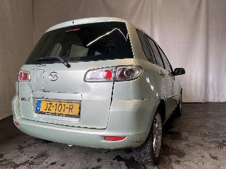 Mazda 2 2 (NB/NC/ND/NE) Hatchback 1.4 16V (FXJA) [58kW]  (04-2003/06-2007) picture 5