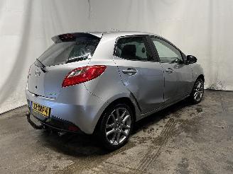 Mazda 2 2 (DE) Hatchback 1.3 16V MZR (ZJ46) [62kW]  (01-2010/06-2015) picture 6