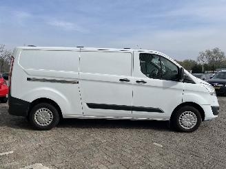 Ford Transit Transit Custom Van 2.2 TDCi 16V (DRF4) [74kW]  (04-2012/06-2016) picture 6