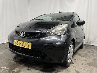 damaged passenger cars Toyota Aygo Aygo (B10) Hatchback 1.0 12V VVT-i (1KR-FE) [50kW]  (07-2005/05-2014) 2009/3