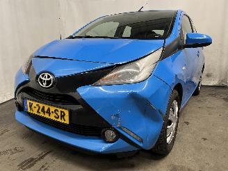 Schadeauto Toyota Aygo Aygo (B40) Hatchback 1.0 12V VVT-i (1KR-FE) [51kW]  (05-2014/06-2018) 2018/6