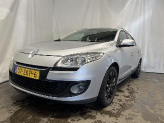 Auto incidentate Renault Mégane Megane III Grandtour (KZ) Combi 5-drs 1.5 dCi 110 (K9K-636(K9K-A6)) [8=
1kW]  (02-2009/04-2016) 2012/6