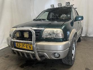 damaged passenger cars Suzuki Grand-vitara Grand Vitara I (FT/GT/HT) SUV 2.0 16V (J20A) [94kW]  (03-1998/07-2003)= 2002/3