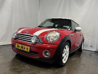 Schadeauto Mini Mini Mini (R56) Hatchback 1.6 16V Cooper (N12-B16A) [88kW]  (10-2006/02-201=
2) 2009/8