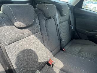 Ford Focus Focus 3 Wagon Combi 1.6 TDCi ECOnetic (NGDB) [77kW]  (05-2012/05-2018)= picture 14