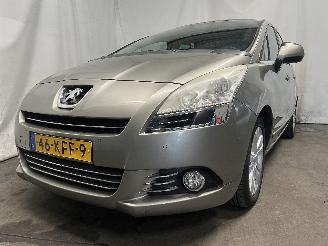 Schadeauto Peugeot 5008 5008 I (0A/0E) MPV 1.6 VTI 16V (EP6(5FW)) [88kW]  (09-2009/03-2017) 2009/10