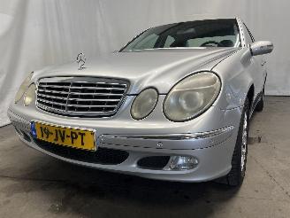 Schadeauto Mercedes E-klasse E (W211) Sedan 2.6 E-240 V6 18V (M112.913) [130kW]  (03-2002/12-2008) 2002/9