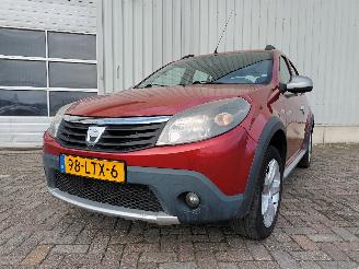 skadebil auto Dacia Sandero Sandero I (BS) Hatchback 1.6 (K7M-718) [64kW]  (06-2008/12-2012) 2010/7