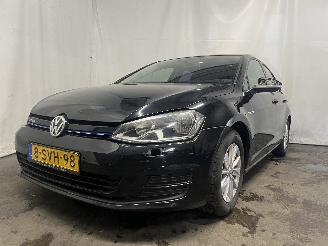 krockskadad bil auto Volkswagen Golf Golf VII (AUA) Hatchback 1.6 TDI BlueMotion 16V (CRKB) [81kW]  (01-201=
3/03-2020) 2013/12