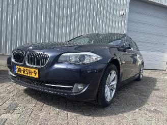 Vaurioauto  passenger cars BMW 5-serie 5 serie Touring (F11) Combi 520d 16V (N47-D20C) [135kW]  (06-2010/06-2=
014) 2011/7