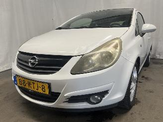krockskadad bil auto Opel Corsa Corsa D Hatchback 1.4 16V Twinport (A14XER(Euro 5)) [74kW]  (12-2009/0=
8-2014) 2010/2