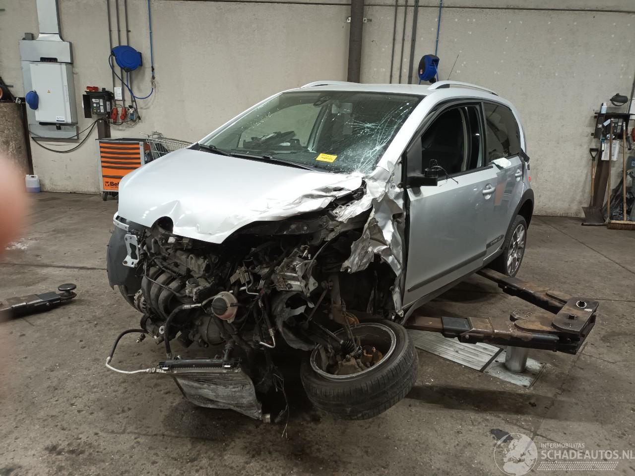 Volkswagen Up! Up! (121) Hatchback 1.0 12V 75 (CWRA) [55kW]  (08-2011/11-2019)