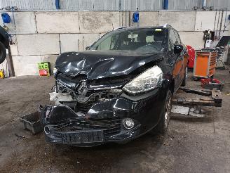 Vrakbiler auto Renault Clio Clio IV Estate/Grandtour (7R) Combi 5-drs 0.9 Energy TCE 90 12V (H4B-4=
00(H4B-A4)) [66kW]  (01-2013/08-2021) 2014/3