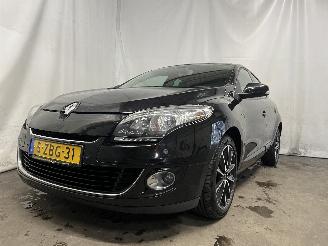 krockskadad bil auto Renault Mégane Megane III Berline (BZ) Hatchback 5-drs 1.5 dCi 110 (K9K-636(K9K-A6)) =
[81kW]  (02-2009/02-2016) 2012/10