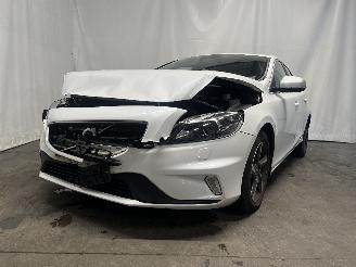 Damaged car Volvo V-40 V40 (MV) Hatchback 5-drs 2.0 D2 16V (D4204T8(Euro 6b)) [88kW]  (02-201=
5/08-2019) 2015/12