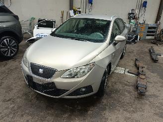 Démontage voiture Seat Ibiza Ibiza ST (6J8) Combi 1.2 TDI Ecomotive (CFWA) [55kW]  (04-2010/05-2015=
) 2011/5