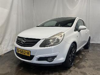 Vaurioauto  passenger cars Opel Corsa Corsa D Hatchback 1.4 Euro 5 (A14XER(Euro 5)) [64kW]  (09-2009/12-2014=
) 2010/10