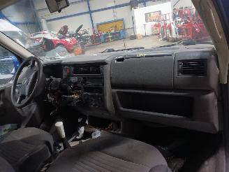 Volkswagen Transporter Transporter/Caravelle T4 Bus 2.5 TDI (AJT) [65kW]  (05-1998/04-2003) picture 5