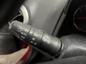 Nissan Note Note (E11) MPV 1.4 16V (CR14DE) [65kW]  (01-2006/08-2013) picture 14