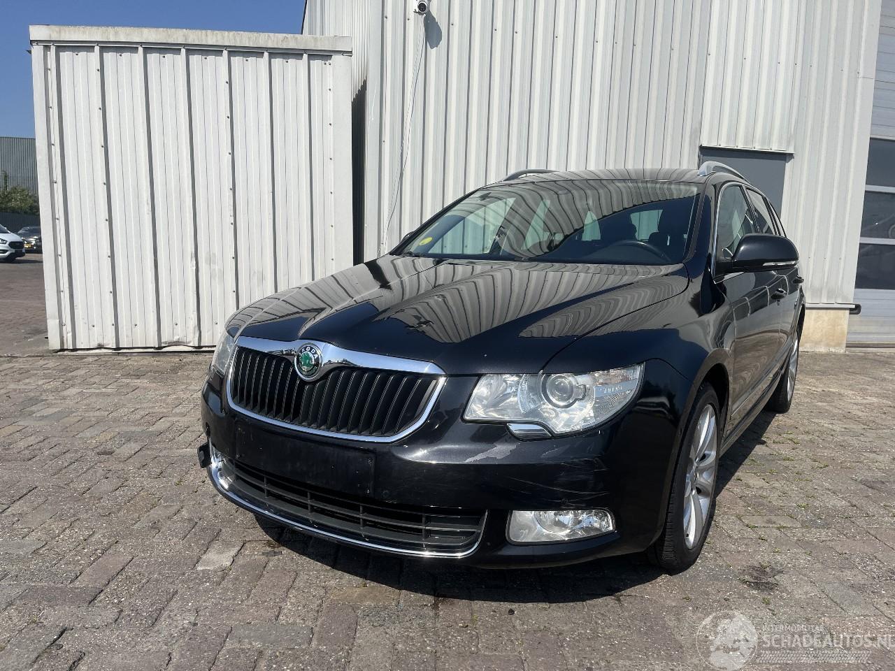 Skoda Superb Superb Combi (3TAC/TAF) Combi 1.8 TSI 16V 4x4 (CDAA) [118kW]  (10-2009=
/05-2015)