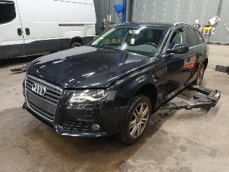 Vrakbiler auto Audi A4 A4 Avant (B8) Combi 1.8 TFSI 16V (CCUA) [118kW]  (11-2007/03-2012) 2009/3