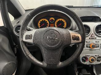 Opel Corsa Corsa D Hatchback 1.2 16V (A12XER(Euro 5)) [63kW]  (12-2009/08-2014) picture 17