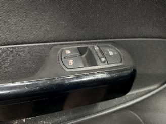 Opel Corsa Corsa D Hatchback 1.2 16V (A12XER(Euro 5)) [63kW]  (12-2009/08-2014) picture 13