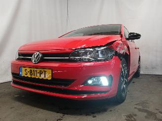 uszkodzony samochody osobowe Volkswagen Polo Polo VI (AW1) Hatchback 5-drs 1.0 MPi 12V (CHYC) [48kW]  (06-2017/02-2=
020) 2018/7