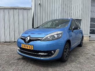Schadeauto Renault Scenic Grand Scénic III (JZ) MPV 1.5 dCi 110 (K9K-657) [81kW]  (04-2009/09-=
2016) 2013/6