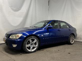 Lexus IS IS (E1) Sedan 200 2.0 24V (1G-FE) [114kW]  (04-1999/07-2005) picture 3