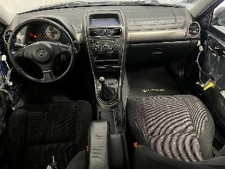 Lexus IS IS (E1) Sedan 200 2.0 24V (1G-FE) [114kW]  (04-1999/07-2005) picture 12