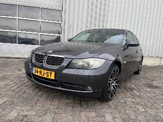 Unfallwagen BMW 3-serie 3 serie (E90) Sedan 325i 24V (N52-B25A) [160kW]  (12-2004/12-2011) 2005/4