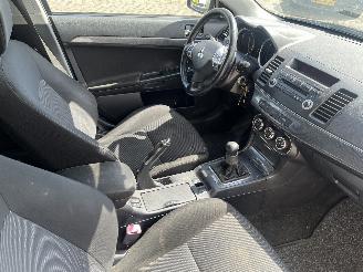 Mitsubishi Lancer Lancer Sportback (CX) Hatchback 1.8 MIVEC 16V (4B10(Euro 5)) [105kW]  =
(06-2008/...) picture 8