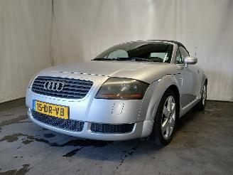 Avarii autoturisme Audi TT TT Roadster (8N9) Cabrio 1.8 20V Turbo (AWP) [132kW]  (10-1999/02-2007=
) 2000/1