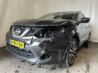 krockskadad bil auto Nissan Qashqai Qashqai (J11) SUV 1.2 DIG-T 16V (HRA2DDT) [85kW]  (11-2013/08-2018) 2014/3