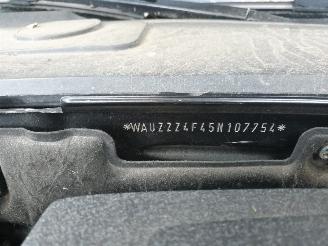 Audi A6 A6 (C6) Sedan 3.2 V6 24V FSI (AUK) [188kW]  (05-2004/10-2008) picture 6