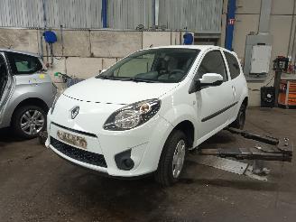 Coche siniestrado Renault Twingo Twingo II (CN) Hatchback 3-drs 1.2 16V (D4F-764(D4F-E7)) [55kW]  (03-2=
007/09-2014) 2011/11