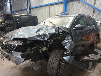 Autoverwertung Skoda Superb Superb Combi (3V5) Combi 1.4 TSI 16V (CZEA) [110kW]  (03-2015/06-2024)= 2017