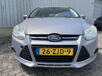 Ford Focus Focus 3 Wagon Combi 1.6 TDCi ECOnetic (NGDB) [77kW]  (05-2012/05-2018)= picture 8