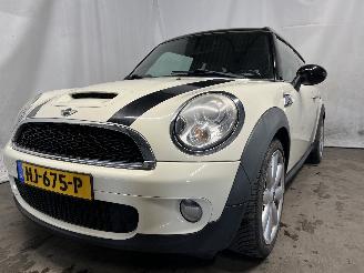 Auto incidentate Mini Clubman Clubman (R55) Combi 1.6 16V Cooper S (N14-B16A) [128kW]  (08-2007/07-2=
010) 2009/2