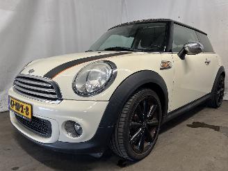 Coche siniestrado Mini Mini Mini (R56) Hatchback 1.6 16V One (N16-B16A) [55kW]  (03-2010/11-2013) 2010/10