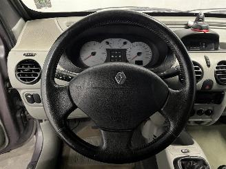 Renault Kangoo Kangoo (KC) MPV 1.6 16V (K4M-732) [70kW]  (06-2001/01-2008) picture 13