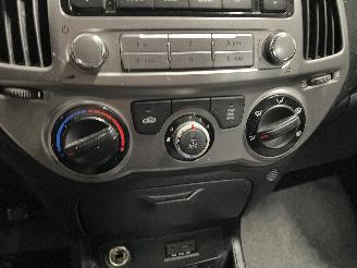 Hyundai I-20 i20 Hatchback 1.2i 16V (G4LA) [63kW]  (03-2012/12-2015) picture 21