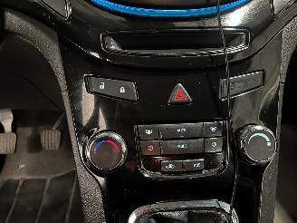 Daewoo Orlando Orlando 1.8 16V VVT (F18D4(Euro 5)) [104kW]  (02-2011/12-2015) picture 18
