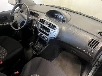 Hyundai Matrix Matrix Hatchback 1.6 16V (G4ED) [76kW]  (06-2001/04-2010) picture 9